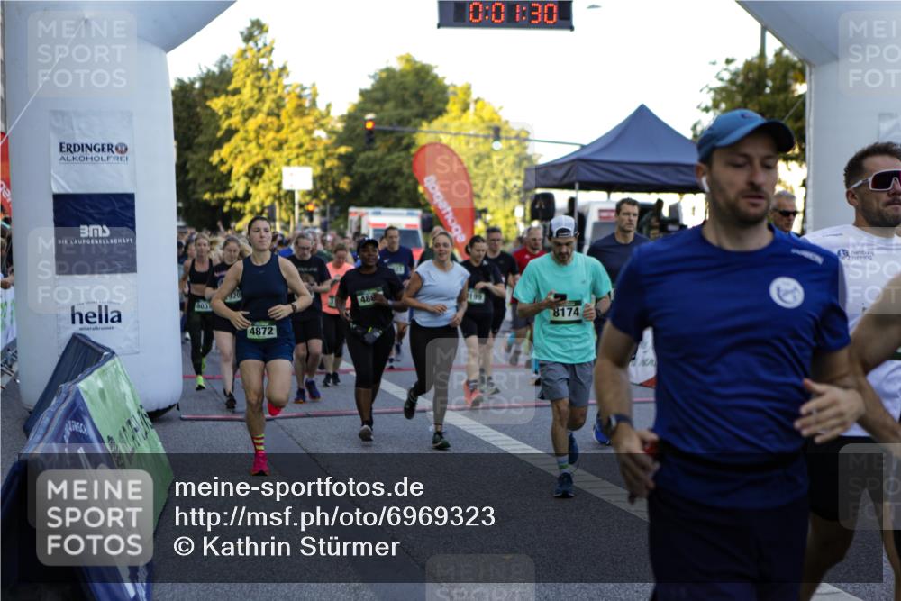 01.09.2024 - BARMER Alsterlauf Kathrin Stürmer Photography http://msf.ph/oto/6969323 01.09.2024 08:59:56 Ziel  meine-sportfotos.de