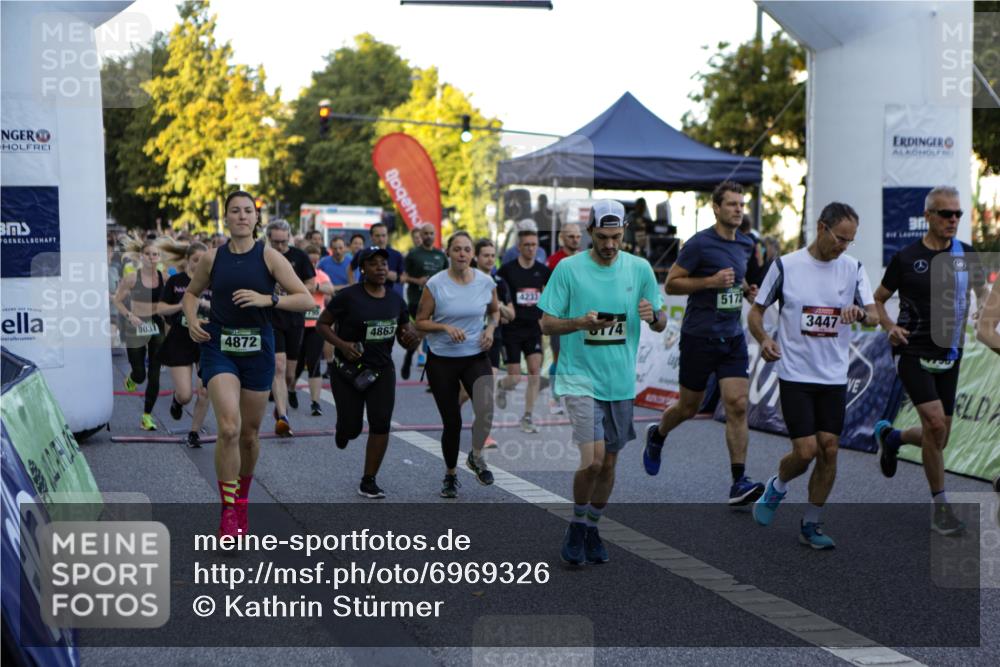 01.09.2024 - BARMER Alsterlauf Kathrin Stürmer Photography http://msf.ph/oto/6969326 01.09.2024 08:59:56 Ziel  meine-sportfotos.de