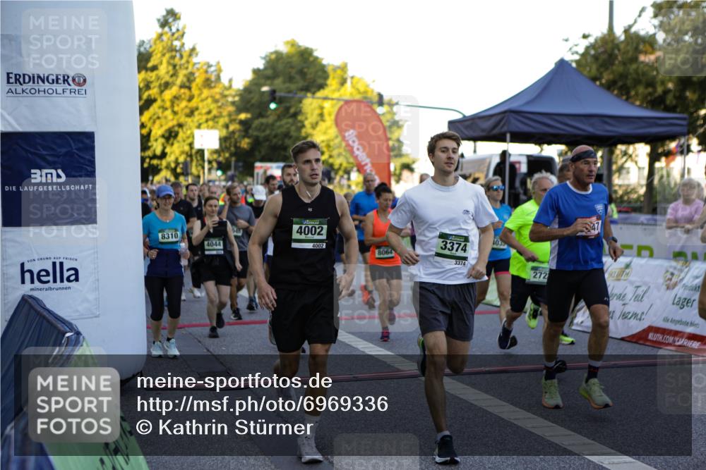 01.09.2024 - BARMER Alsterlauf Kathrin Stürmer Photography http://msf.ph/oto/6969336 01.09.2024 09:00:35 Ziel  meine-sportfotos.de