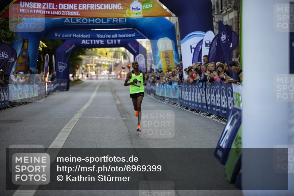 01.09.2024 - BARMER Alsterlauf Kathrin Stürmer Photography http://msf.ph/oto/6969399 01.09.2024 09:29:53 Ziel 2107, 3802, 4463, 5046, 8276, 1 meine-sportfotos.de