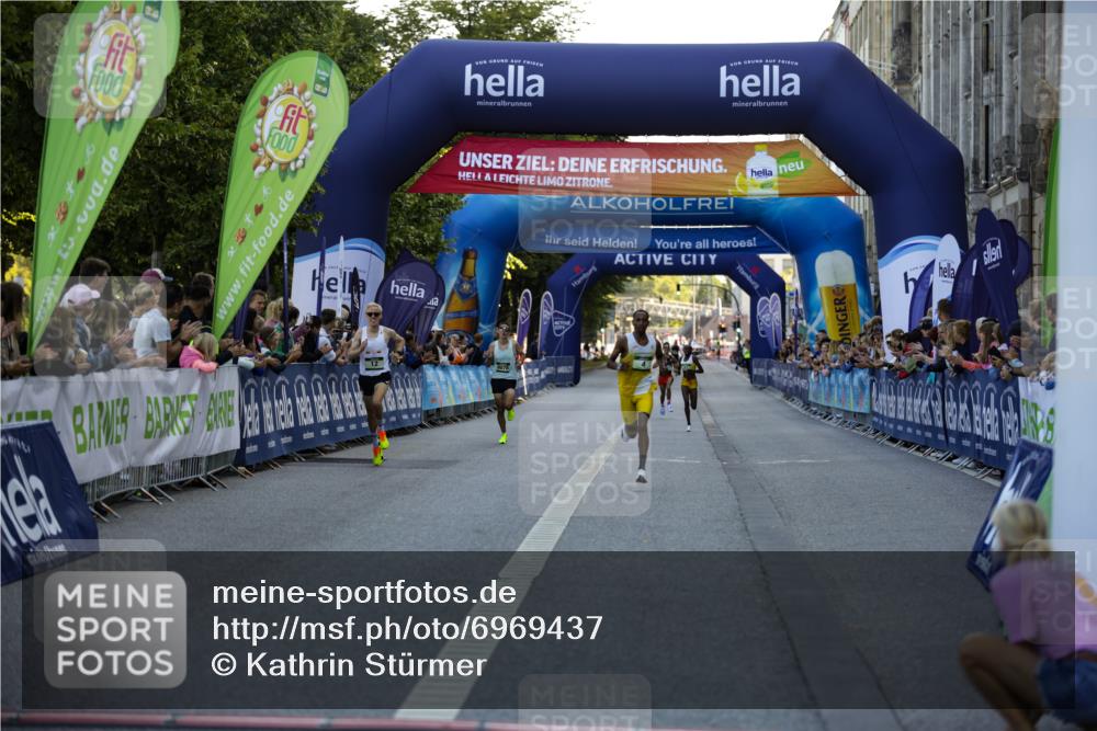 01.09.2024 - BARMER Alsterlauf Kathrin Stürmer Photography http://msf.ph/oto/6969437 01.09.2024 09:31:20 Ziel 4168, 4360, 4675, 4762, 4833, 4834, 4857, 5274, 8187, 8209, 8217, 8220, 4, 12, 8078 meine-sportfotos.de