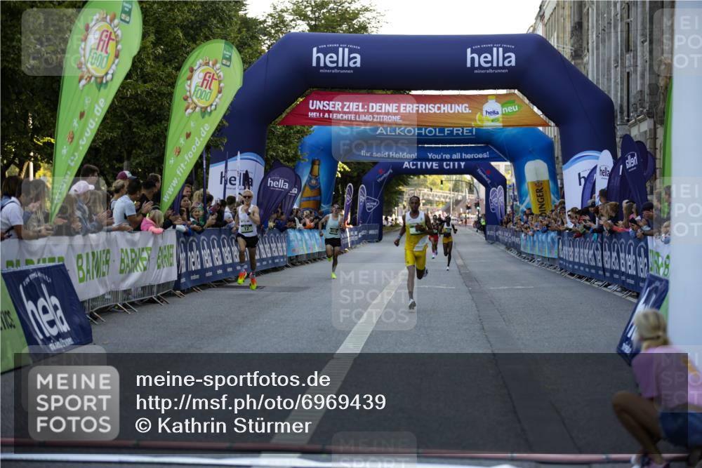 01.09.2024 - BARMER Alsterlauf Kathrin Stürmer Photography http://msf.ph/oto/6969439 01.09.2024 09:31:20 Ziel 4168, 4360, 4675, 4762, 4833, 4834, 4857, 5274, 8187, 8209, 8217, 8220, 4, 12, 8078 meine-sportfotos.de