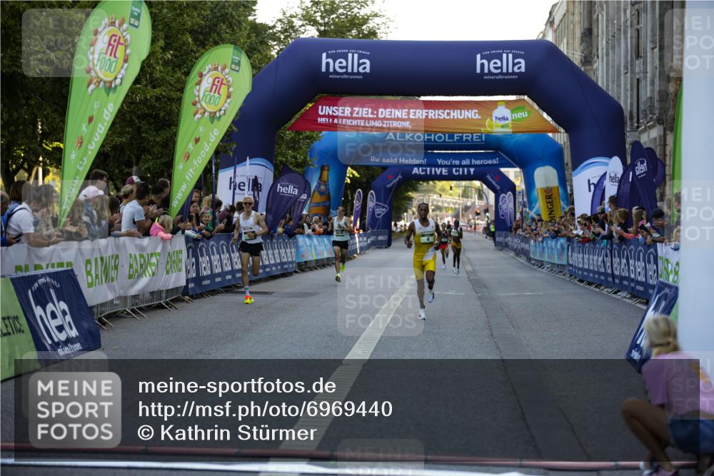 01.09.2024 - BARMER Alsterlauf Kathrin Stürmer Photography http://msf.ph/oto/6969440 01.09.2024 09:31:20 Ziel 4168, 4360, 4675, 4762, 4833, 4834, 4857, 5274, 8187, 8209, 8217, 8220, 4, 12, 8078 meine-sportfotos.de