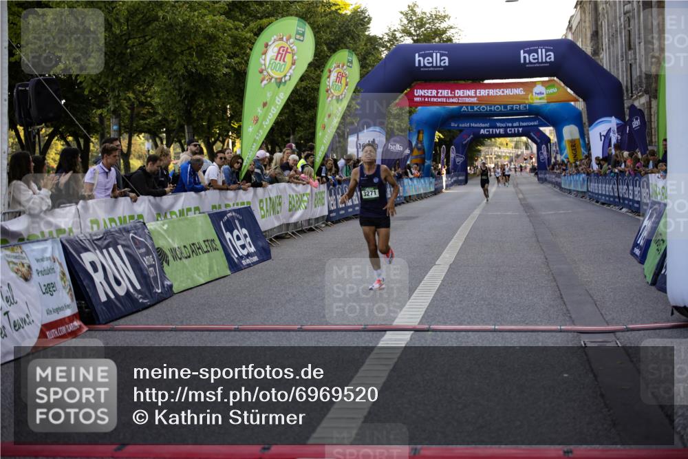 01.09.2024 - BARMER Alsterlauf Kathrin Stürmer Photography http://msf.ph/oto/6969520 01.09.2024 09:33:39 Ziel 2104, 2407, 2708, 3132, 3215, 3290, 3503, 3597, 3756, 3806, 3814, 4040, 4377, 4644, 5089, 5100, 5247, 5279, 3271, 4748 meine-sportfotos.de