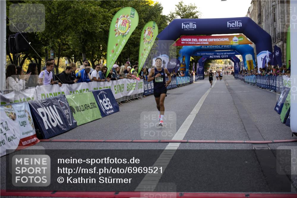 01.09.2024 - BARMER Alsterlauf Kathrin Stürmer Photography http://msf.ph/oto/6969521 01.09.2024 09:33:39 Ziel 2104, 2407, 2708, 3132, 3215, 3290, 3503, 3597, 3756, 3806, 3814, 4040, 4377, 4644, 5089, 5100, 5247, 5279, 3271, 4748 meine-sportfotos.de