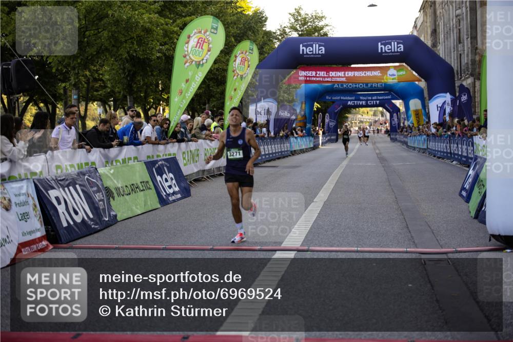 01.09.2024 - BARMER Alsterlauf Kathrin Stürmer Photography http://msf.ph/oto/6969524 01.09.2024 09:33:39 Ziel 2104, 2407, 2708, 3132, 3215, 3290, 3503, 3597, 3756, 3806, 3814, 4040, 4377, 4644, 5089, 5100, 5247, 5279, 3271, 4748 meine-sportfotos.de