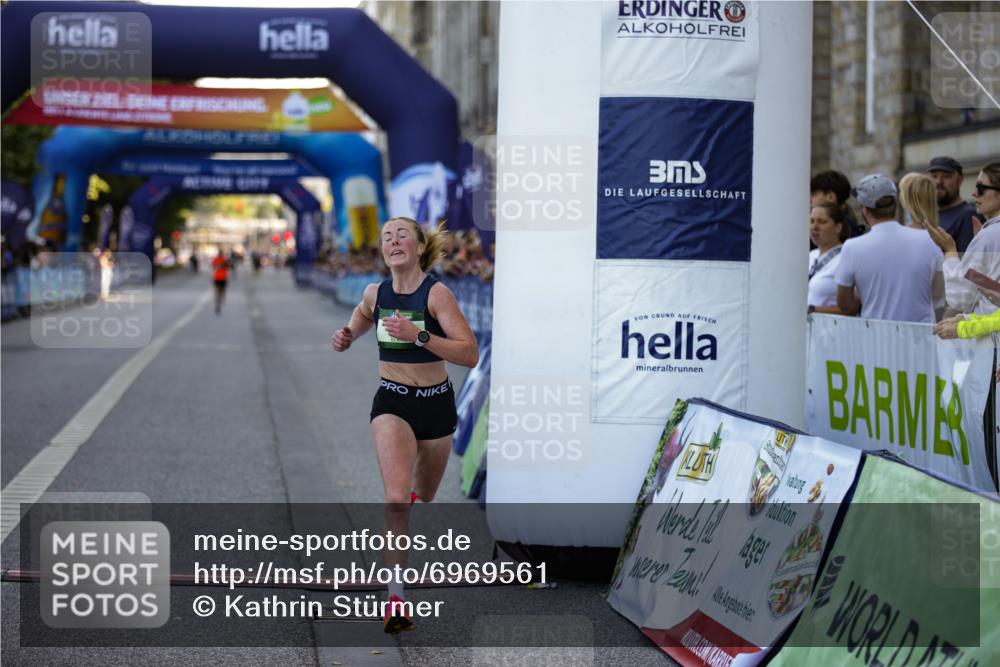 01.09.2024 - BARMER Alsterlauf Kathrin Stürmer Photography http://msf.ph/oto/6969561 01.09.2024 09:34:55 Ziel 2043, 2279, 2495, 2926, 3150, 3193, 3225, 4326, 4400, 4776, 4796, 4811, 4839, 4948, 4968, 5024, 5173, 5203, 27, 28, 4146 meine-sportfotos.de
