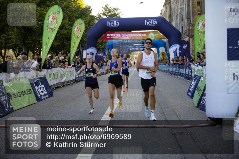 01.09.2024 - BARMER Alsterlauf Kathrin Stürmer Photography http://msf.ph/oto/6969589 01.09.2024 09:37:10 Ziel 2623, 2773, 2879, 2986, 3462, 3971, 4356, 4438, 4560, 4709, 4812, 4874, 4920, 5083, 5088, 5161, 5175, 36, 37, 4885, 5269, 5270 meine-sportfotos.de