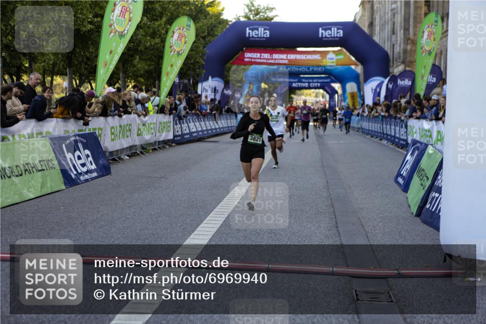 01.09.2024 - BARMER Alsterlauf Kathrin Stürmer Photography http://msf.ph/oto/6969940 01.09.2024 09:56:55 Ziel 2058, 2264, 2374, 2695, 2852, 2896, 2941, 2952, 3084, 3085, 3246, 3381, 3696, 3767, 3864, 3904, 3964, 4007, 4195, 4210, 4720, 4786, 4919, 5219, 2833, 3645, 3821, 4410, 8106, 8116, 8138, 8160, 8336, 8358 meine-sportfotos.de