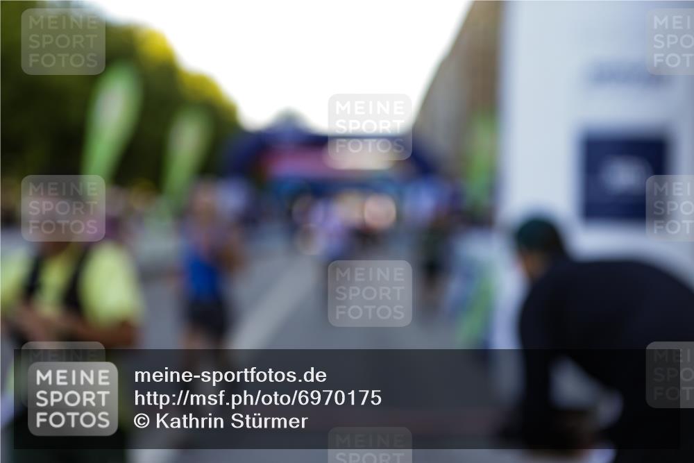 01.09.2024 - BARMER Alsterlauf Kathrin Stürmer Photography http://msf.ph/oto/6970175 01.09.2024 09:58:41 Ziel 2425, 2467, 2582, 2684, 2828, 2863, 2895, 2897, 3033, 3154, 3201, 3249, 3283, 3692, 3717, 3977, 3983, 4230, 4266, 4268, 4596, 4779, 5018, 5192, 5193, 5199, 5251, 8218, 8256, 2037, 2403, 2428, 2649, 2832, 2868, 3438, 3755, 3894, 4071, 4474, 4618, 4850, 4888, 5014, 5126, 8202 meine-sportfotos.de