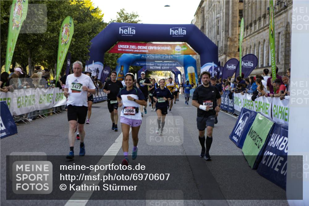01.09.2024 - BARMER Alsterlauf Kathrin Stürmer Photography http://msf.ph/oto/6970607 01.09.2024 10:03:14 Ziel 2046, 2120, 2585, 2586, 2690, 2753, 2777, 2793, 3556, 3618, 3620, 3782, 3970, 4285, 4449, 4516, 4520, 4705, 4714, 5031, 5214, 5218, 5220, 2007, 2044, 2379, 2427, 2444, 2552, 2915, 2956, 3007, 3066, 3218, 3559, 3999, 4080, 4312, 4411, 4475, 4855, 4856, 4897, 5301, 5313, 8053, 8147 meine-sportfotos.de