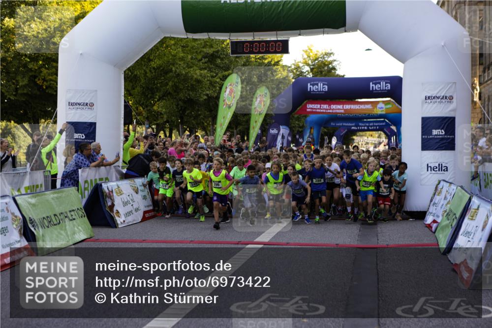 01.09.2024 - BARMER Alsterlauf Kathrin Stürmer Photography http://msf.ph/oto/6973422 01.09.2024 10:47:38 Ziel  meine-sportfotos.de