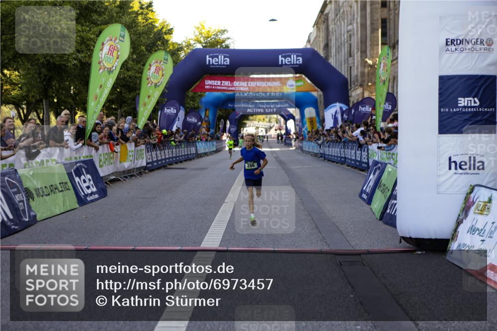 01.09.2024 - BARMER Alsterlauf Kathrin Stürmer Photography http://msf.ph/oto/6973457 01.09.2024 10:51:07 Ziel 286 meine-sportfotos.de