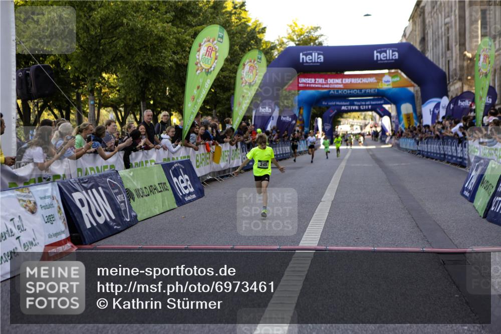 01.09.2024 - BARMER Alsterlauf Kathrin Stürmer Photography http://msf.ph/oto/6973461 01.09.2024 10:51:16 Ziel 158, 165, 170, 193, 245 meine-sportfotos.de
