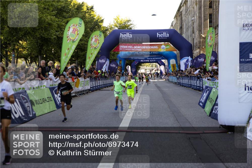 01.09.2024 - BARMER Alsterlauf Kathrin Stürmer Photography http://msf.ph/oto/6973474 01.09.2024 10:51:23 Ziel 158, 165, 170, 193, 245 meine-sportfotos.de