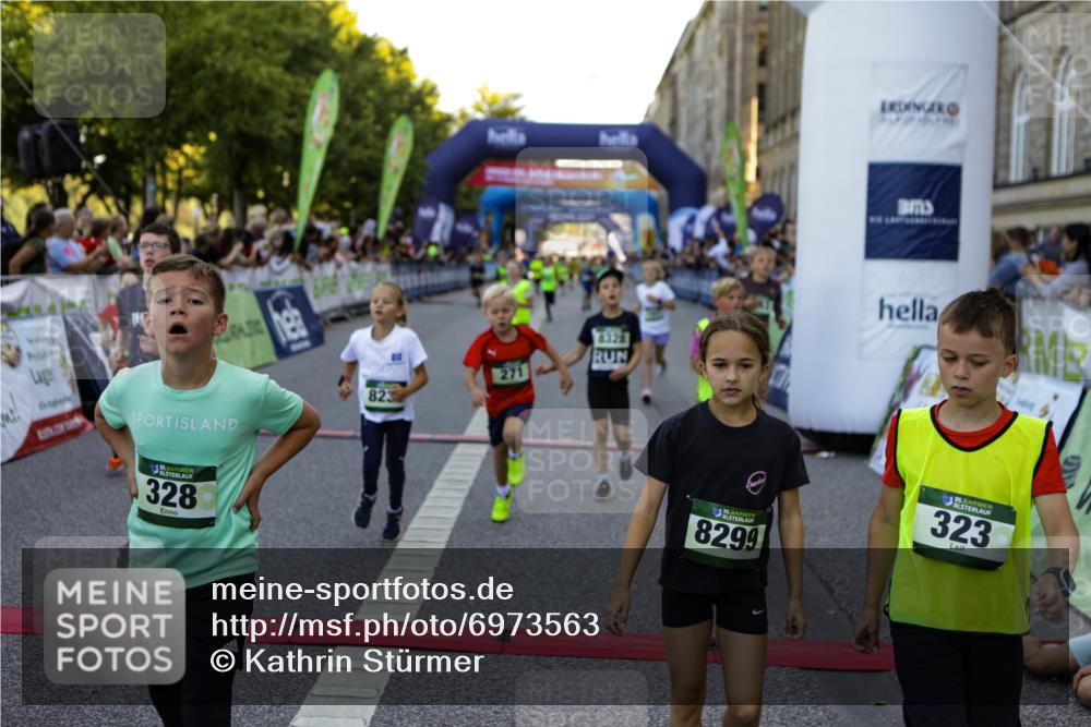 01.09.2024 - BARMER Alsterlauf Kathrin Stürmer Photography http://msf.ph/oto/6973563 01.09.2024 10:52:18 Ziel 54, 59, 61, 62, 63, 64, 66, 70, 71, 73, 76, 179, 183, 184, 191, 214, 224, 243, 271, 273, 274, 281, 296, 323, 328, 351, 356, 384, 389, 393, 8056, 8238, 8299, 8315, 8325, 8327, 8328, 8340 meine-sportfotos.de