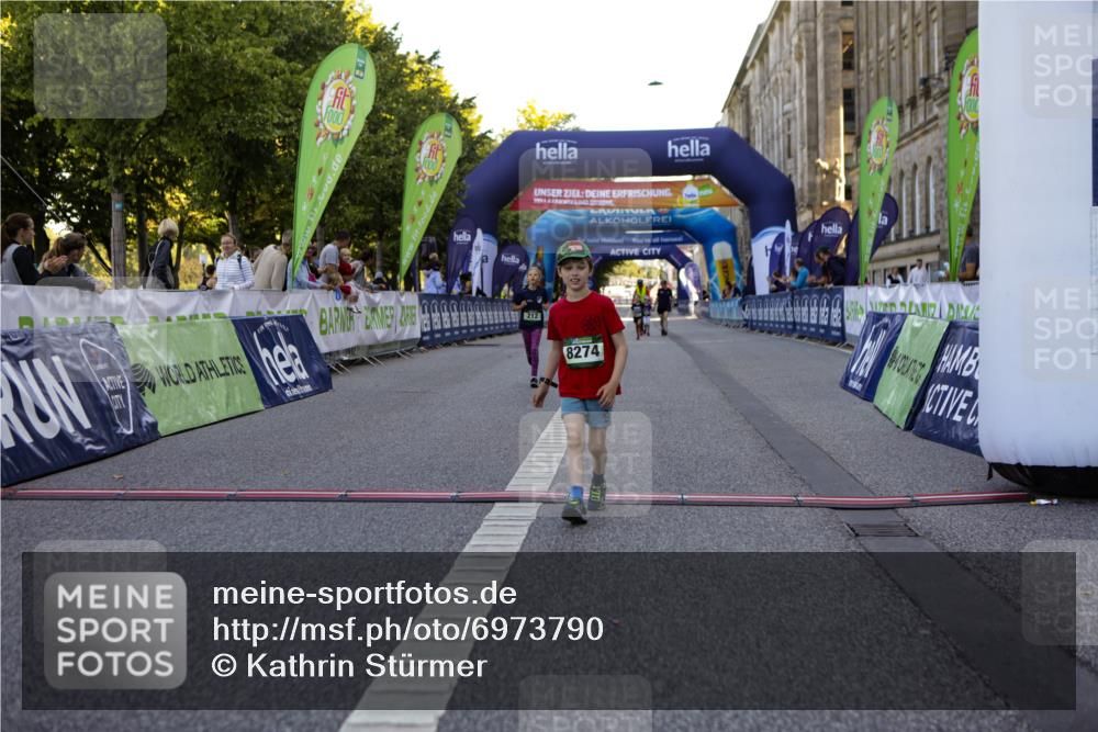 01.09.2024 - BARMER Alsterlauf Kathrin Stürmer Photography http://msf.ph/oto/6973790 01.09.2024 10:55:17 Ziel 212, 8274 meine-sportfotos.de