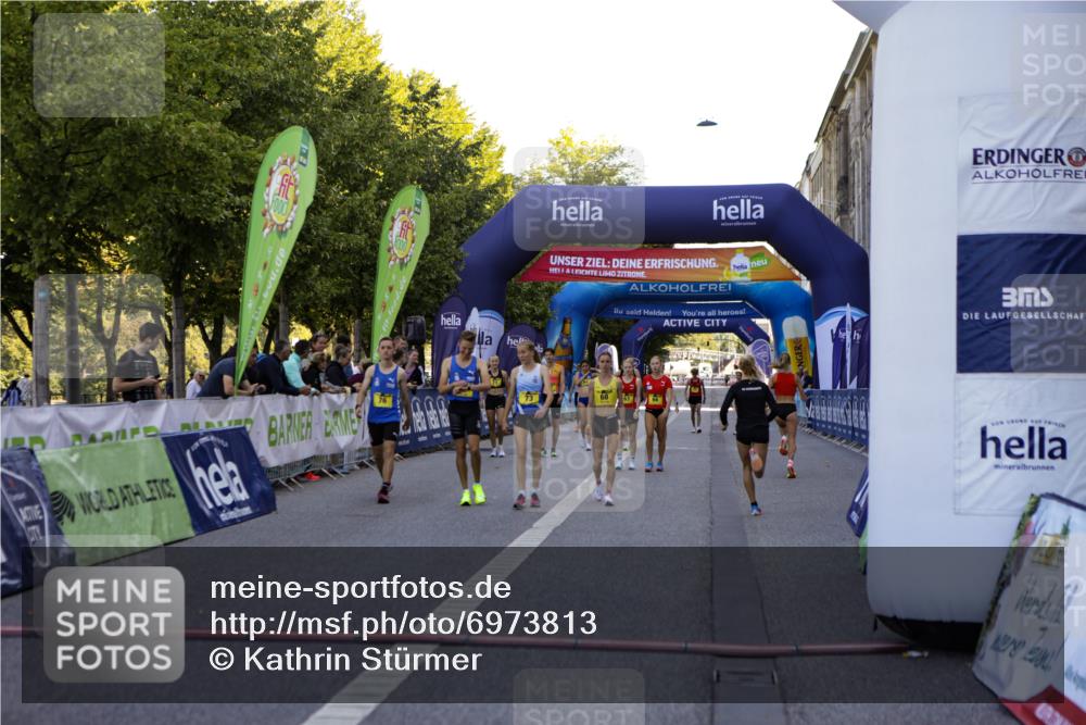 01.09.2024 - BARMER Alsterlauf Kathrin Stürmer Photography http://msf.ph/oto/6973813 01.09.2024 10:57:36 Ziel  meine-sportfotos.de