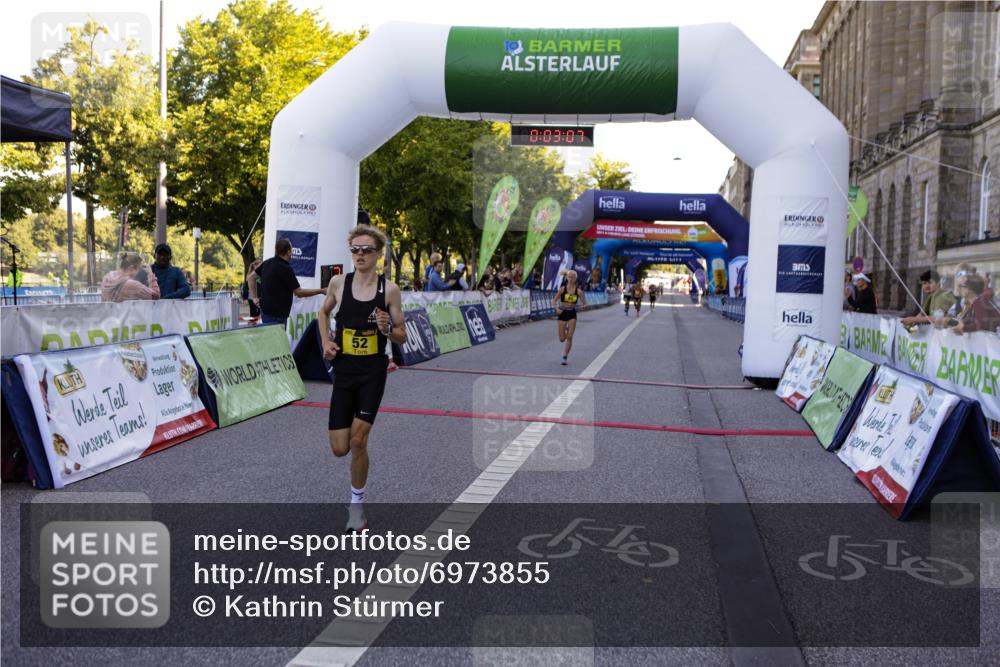 01.09.2024 - BARMER Alsterlauf Kathrin Stürmer Photography http://msf.ph/oto/6973855 01.09.2024 11:03:07 Ziel 52, 56, 65, 67, 69, 72, 74, 75, 77 meine-sportfotos.de