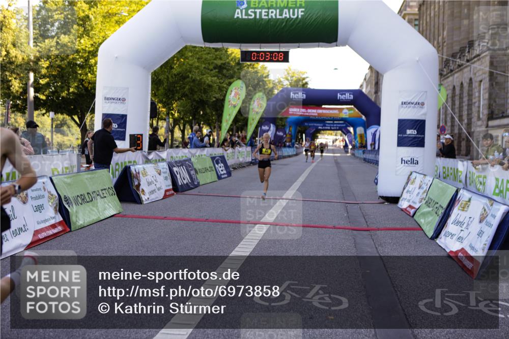 01.09.2024 - BARMER Alsterlauf Kathrin Stürmer Photography http://msf.ph/oto/6973858 01.09.2024 11:03:07 Ziel 52, 56, 65, 67, 69, 72, 74, 75, 77 meine-sportfotos.de