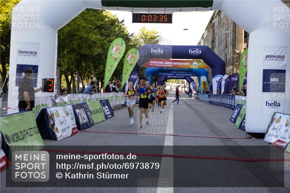01.09.2024 - BARMER Alsterlauf Kathrin Stürmer Photography http://msf.ph/oto/6973879 01.09.2024 11:03:34 Ziel 54, 59, 61, 62, 63, 64, 66, 70, 71, 73, 76 meine-sportfotos.de