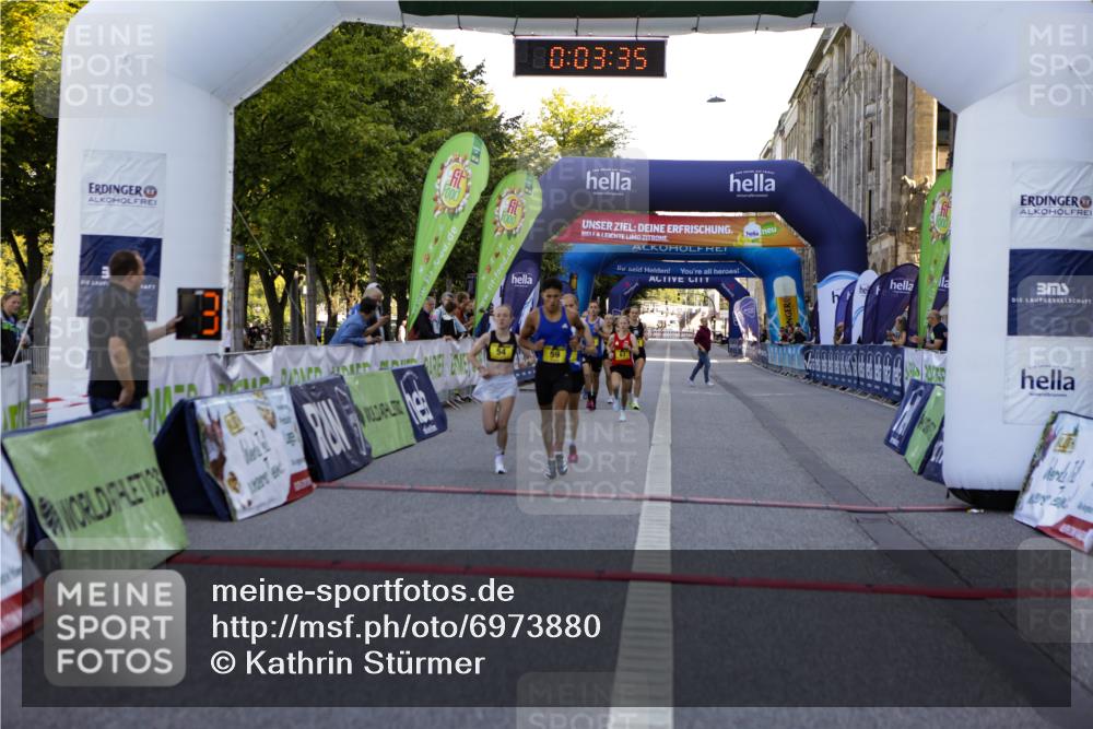 01.09.2024 - BARMER Alsterlauf Kathrin Stürmer Photography http://msf.ph/oto/6973880 01.09.2024 11:03:34 Ziel 54, 59, 61, 62, 63, 64, 66, 70, 71, 73, 76 meine-sportfotos.de