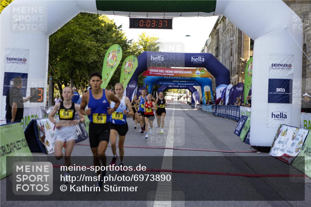 01.09.2024 - BARMER Alsterlauf Kathrin Stürmer Photography http://msf.ph/oto/6973890 01.09.2024 11:03:36 Ziel 54, 59, 61, 62, 63, 64, 66, 70, 71, 73, 76 meine-sportfotos.de