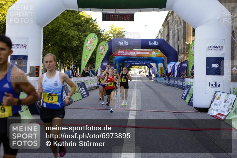 01.09.2024 - BARMER Alsterlauf Kathrin Stürmer Photography http://msf.ph/oto/6973895 01.09.2024 11:03:37 Ziel 54, 59, 61, 62, 63, 64, 66, 70, 71, 73, 76 meine-sportfotos.de