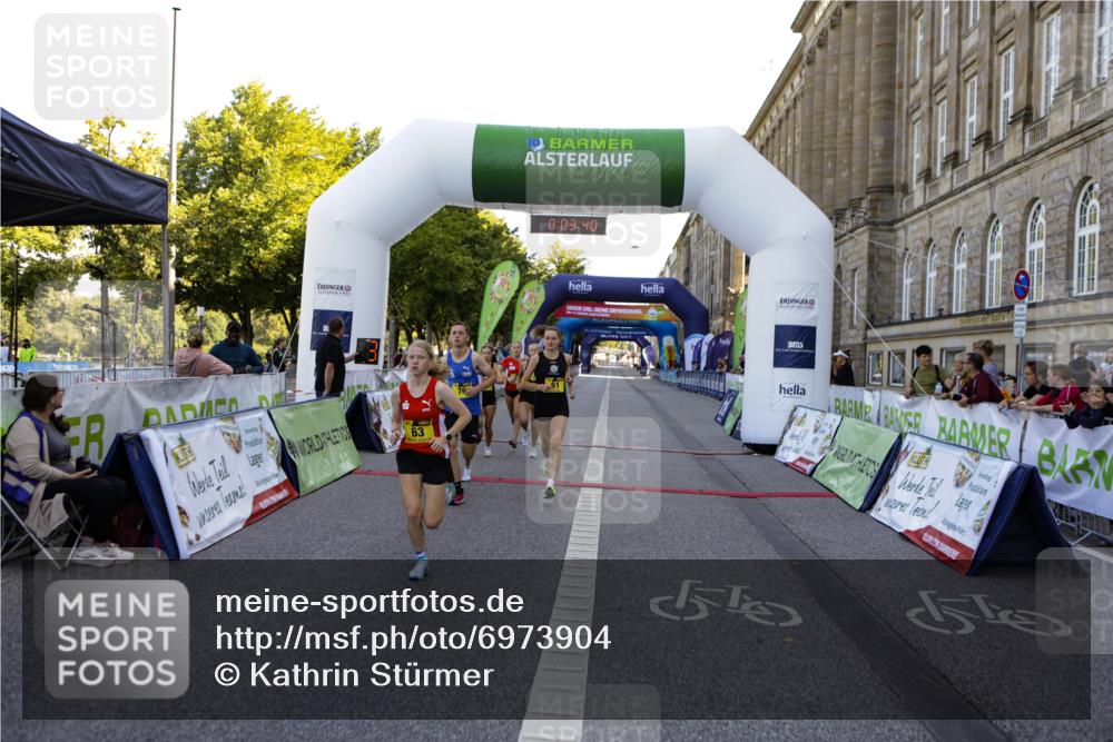 01.09.2024 - BARMER Alsterlauf Kathrin Stürmer Photography http://msf.ph/oto/6973904 01.09.2024 11:03:39 Ziel 54, 59, 61, 62, 63, 64, 66, 70, 71, 73, 76 meine-sportfotos.de