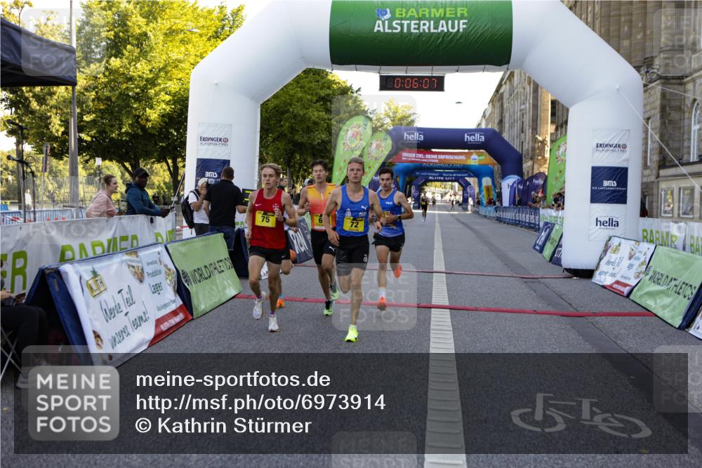 01.09.2024 - BARMER Alsterlauf Kathrin Stürmer Photography http://msf.ph/oto/6973914 01.09.2024 11:06:06 Ziel 52, 56, 67, 69, 72, 75 meine-sportfotos.de