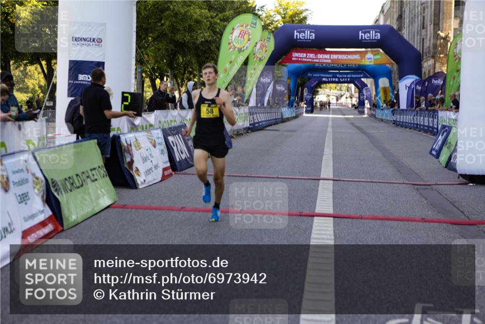 01.09.2024 - BARMER Alsterlauf Kathrin Stürmer Photography http://msf.ph/oto/6973942 01.09.2024 11:06:44 Ziel 53, 58, 68, 74, 77 meine-sportfotos.de
