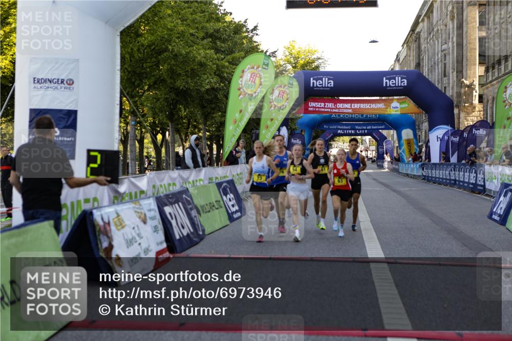 01.09.2024 - BARMER Alsterlauf Kathrin Stürmer Photography http://msf.ph/oto/6973946 01.09.2024 11:07:14 Ziel 54, 59, 61, 62, 63, 73, 76 meine-sportfotos.de