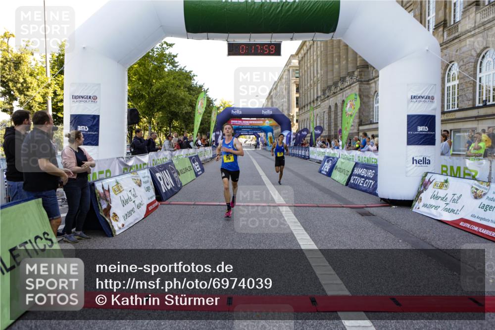 01.09.2024 - BARMER Alsterlauf Kathrin Stürmer Photography http://msf.ph/oto/6974039 01.09.2024 11:17:58 Ziel 59, 62, 76 meine-sportfotos.de