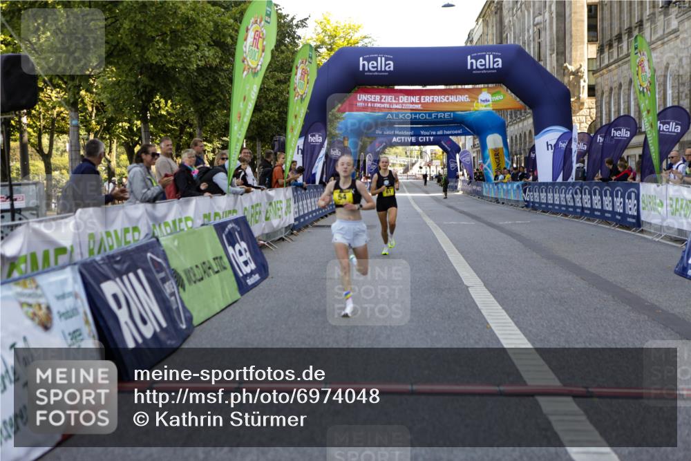 01.09.2024 - BARMER Alsterlauf Kathrin Stürmer Photography http://msf.ph/oto/6974048 01.09.2024 11:18:10 Ziel 54, 61 meine-sportfotos.de