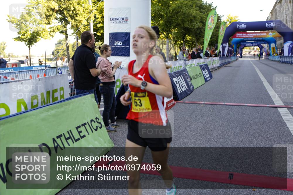 01.09.2024 - BARMER Alsterlauf Kathrin Stürmer Photography http://msf.ph/oto/6974059 01.09.2024 11:18:40 Ziel 63 meine-sportfotos.de