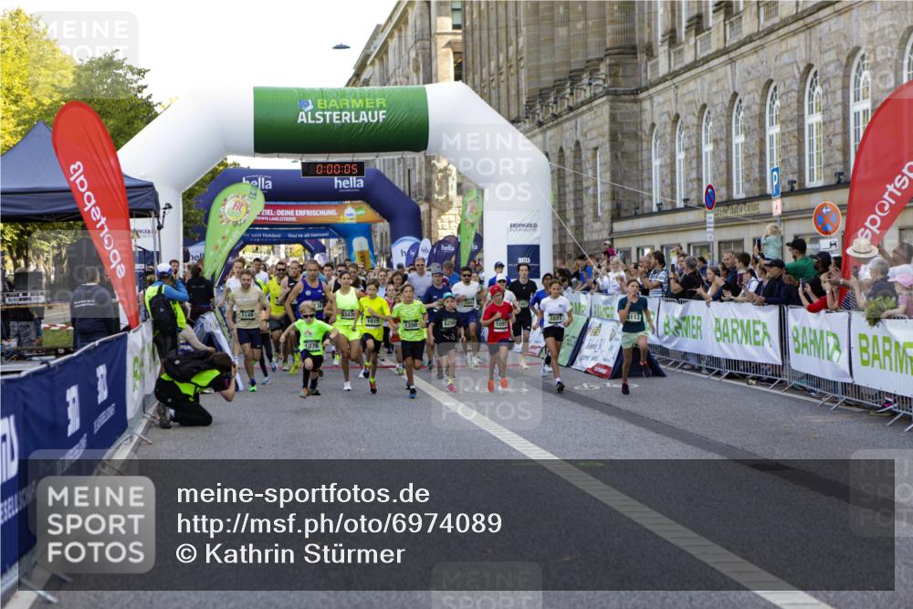 01.09.2024 - BARMER Alsterlauf Kathrin Stürmer Photography http://msf.ph/oto/6974089 01.09.2024 11:30:02 Ziel  meine-sportfotos.de