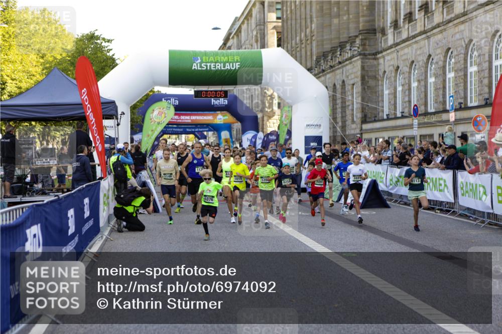 01.09.2024 - BARMER Alsterlauf Kathrin Stürmer Photography http://msf.ph/oto/6974092 01.09.2024 11:30:02 Ziel  meine-sportfotos.de