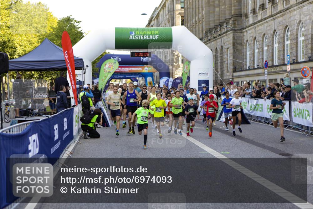 01.09.2024 - BARMER Alsterlauf Kathrin Stürmer Photography http://msf.ph/oto/6974093 01.09.2024 11:30:03 Ziel  meine-sportfotos.de