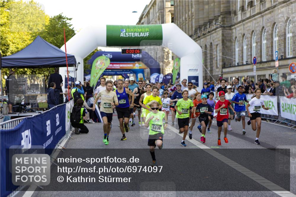 01.09.2024 - BARMER Alsterlauf Kathrin Stürmer Photography http://msf.ph/oto/6974097 01.09.2024 11:30:03 Ziel  meine-sportfotos.de