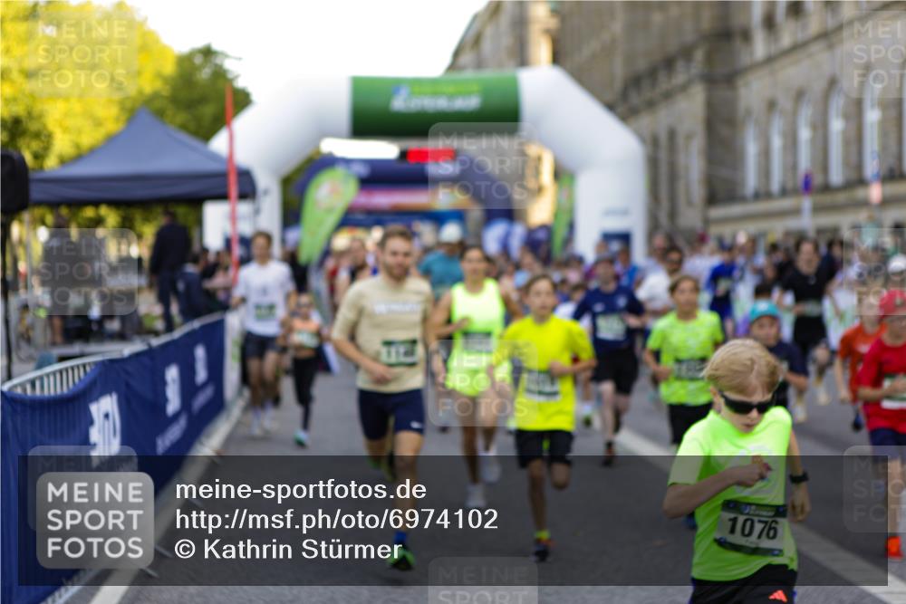 01.09.2024 - BARMER Alsterlauf Kathrin Stürmer Photography http://msf.ph/oto/6974102 01.09.2024 11:30:04 Ziel  meine-sportfotos.de