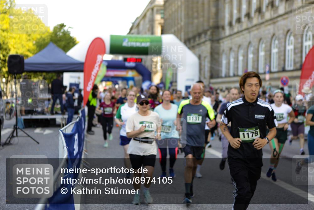 01.09.2024 - BARMER Alsterlauf Kathrin Stürmer Photography http://msf.ph/oto/6974105 01.09.2024 11:30:10 Ziel  meine-sportfotos.de