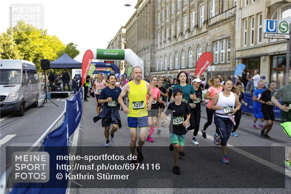 01.09.2024 - BARMER Alsterlauf Kathrin Stürmer Photography http://msf.ph/oto/6974116 01.09.2024 11:30:14 Ziel  meine-sportfotos.de