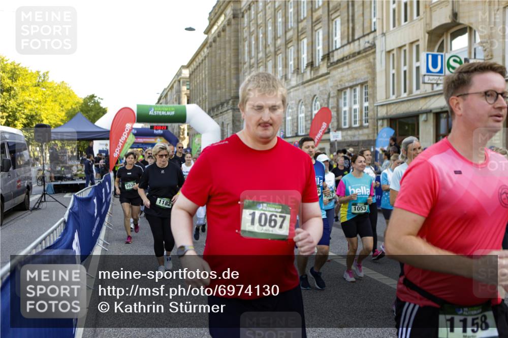 01.09.2024 - BARMER Alsterlauf Kathrin Stürmer Photography http://msf.ph/oto/6974130 01.09.2024 11:30:22 Ziel 8339 meine-sportfotos.de