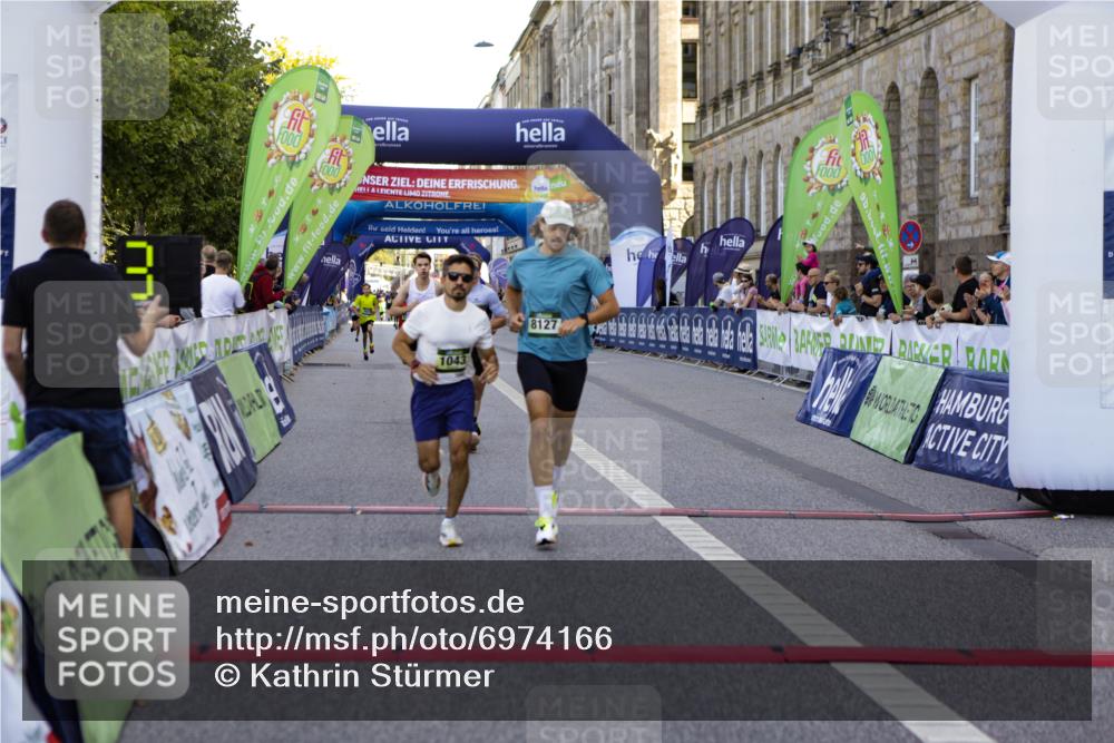 01.09.2024 - BARMER Alsterlauf Kathrin Stürmer Photography http://msf.ph/oto/6974166 01.09.2024 11:33:56 Ziel 1007, 1015, 1041, 1043, 1087, 1111, 1139, 1210, 1217, 8127, 8208, 8353 meine-sportfotos.de