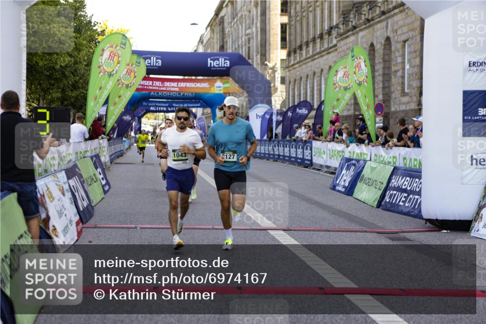 01.09.2024 - BARMER Alsterlauf Kathrin Stürmer Photography http://msf.ph/oto/6974167 01.09.2024 11:33:57 Ziel 1007, 1015, 1041, 1043, 1087, 1111, 1139, 1210, 1217, 8127, 8208, 8353 meine-sportfotos.de