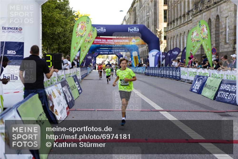 01.09.2024 - BARMER Alsterlauf Kathrin Stürmer Photography http://msf.ph/oto/6974181 01.09.2024 11:34:19 Ziel 1013, 1050, 1076, 1099, 1200 meine-sportfotos.de
