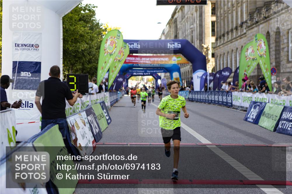01.09.2024 - BARMER Alsterlauf Kathrin Stürmer Photography http://msf.ph/oto/6974183 01.09.2024 11:34:19 Ziel 1013, 1050, 1076, 1099, 1200 meine-sportfotos.de