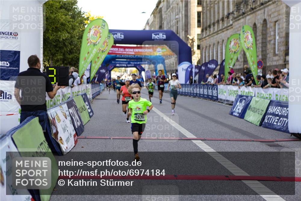 01.09.2024 - BARMER Alsterlauf Kathrin Stürmer Photography http://msf.ph/oto/6974184 01.09.2024 11:34:24 Ziel 1013, 1050, 1076, 1099, 1113, 1114, 1200, 1209, 8300, 8311 meine-sportfotos.de