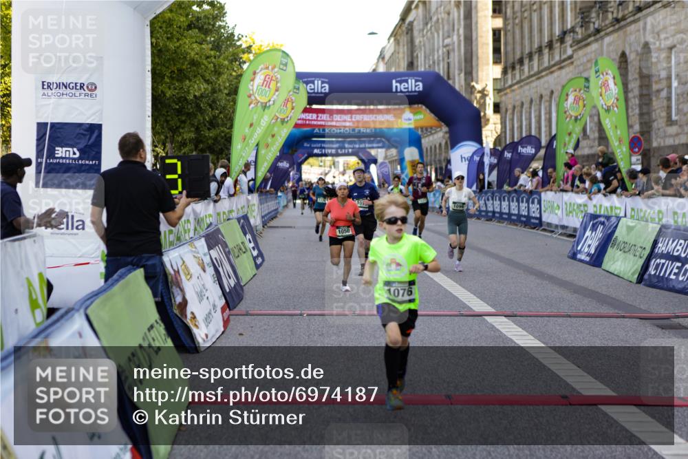 01.09.2024 - BARMER Alsterlauf Kathrin Stürmer Photography http://msf.ph/oto/6974187 01.09.2024 11:34:25 Ziel 1013, 1050, 1076, 1099, 1113, 1114, 1209, 8300, 8311 meine-sportfotos.de