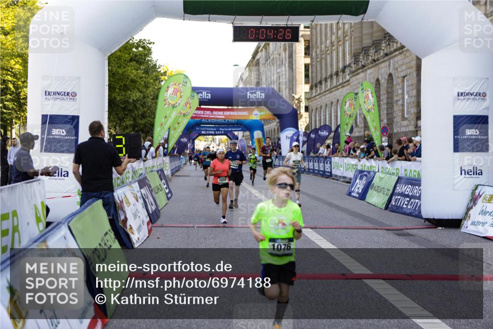 01.09.2024 - BARMER Alsterlauf Kathrin Stürmer Photography http://msf.ph/oto/6974188 01.09.2024 11:34:26 Ziel 1013, 1050, 1076, 1099, 1113, 1114, 1209, 8300, 8311 meine-sportfotos.de